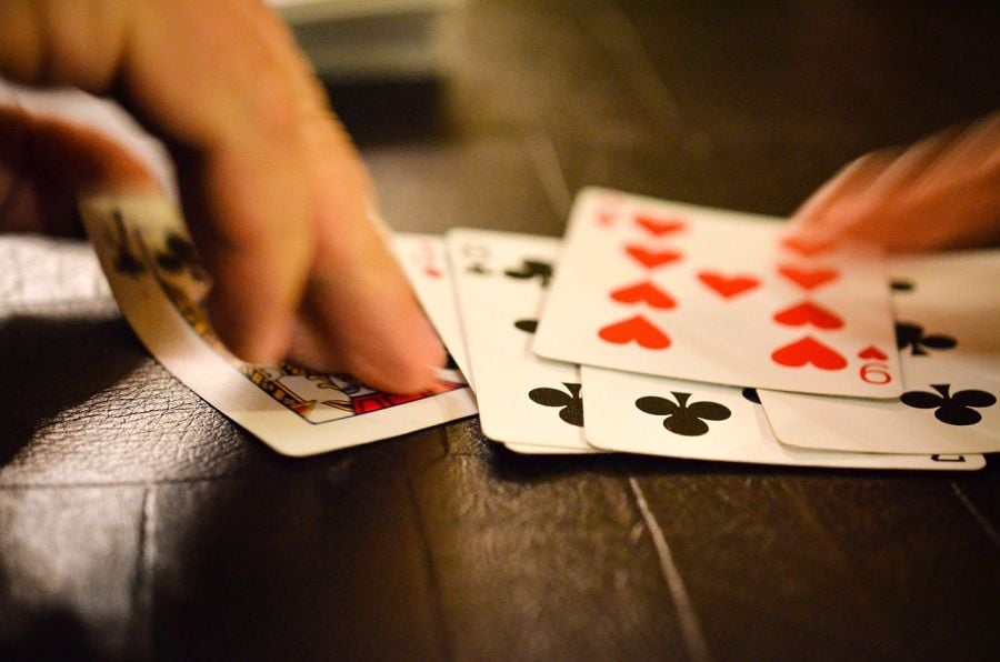 Poner Cara De Poker, una técnica muy común - -