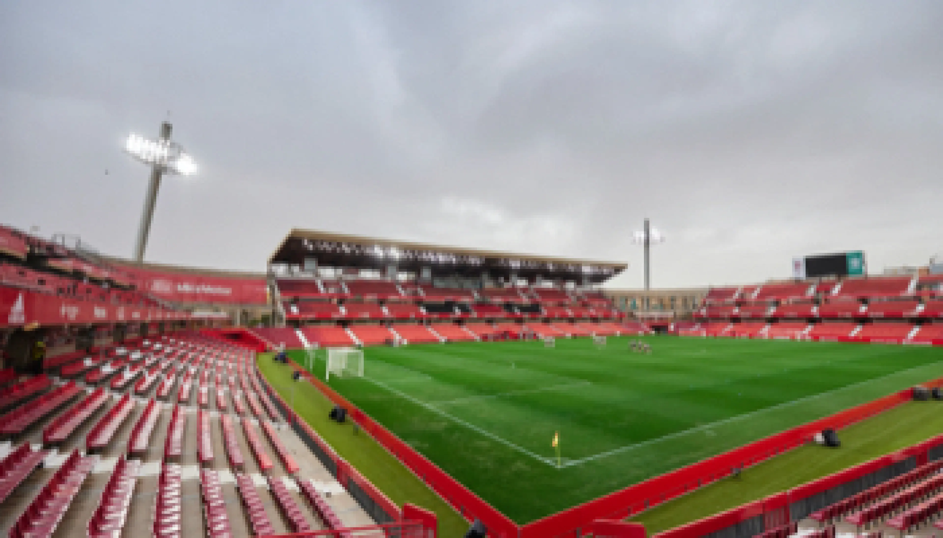 Pronóstico Granada - Burgos | La Liga 2 | Fútbol