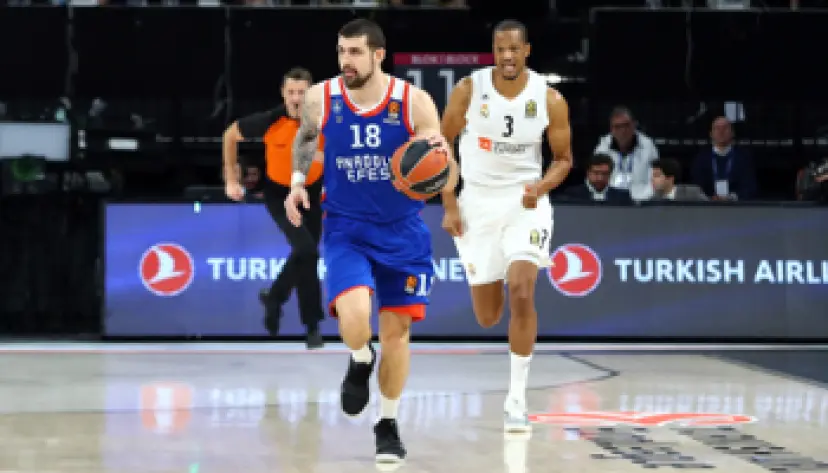 Anadolu Efes (TUR) - CSKA de Moscú (RUS)