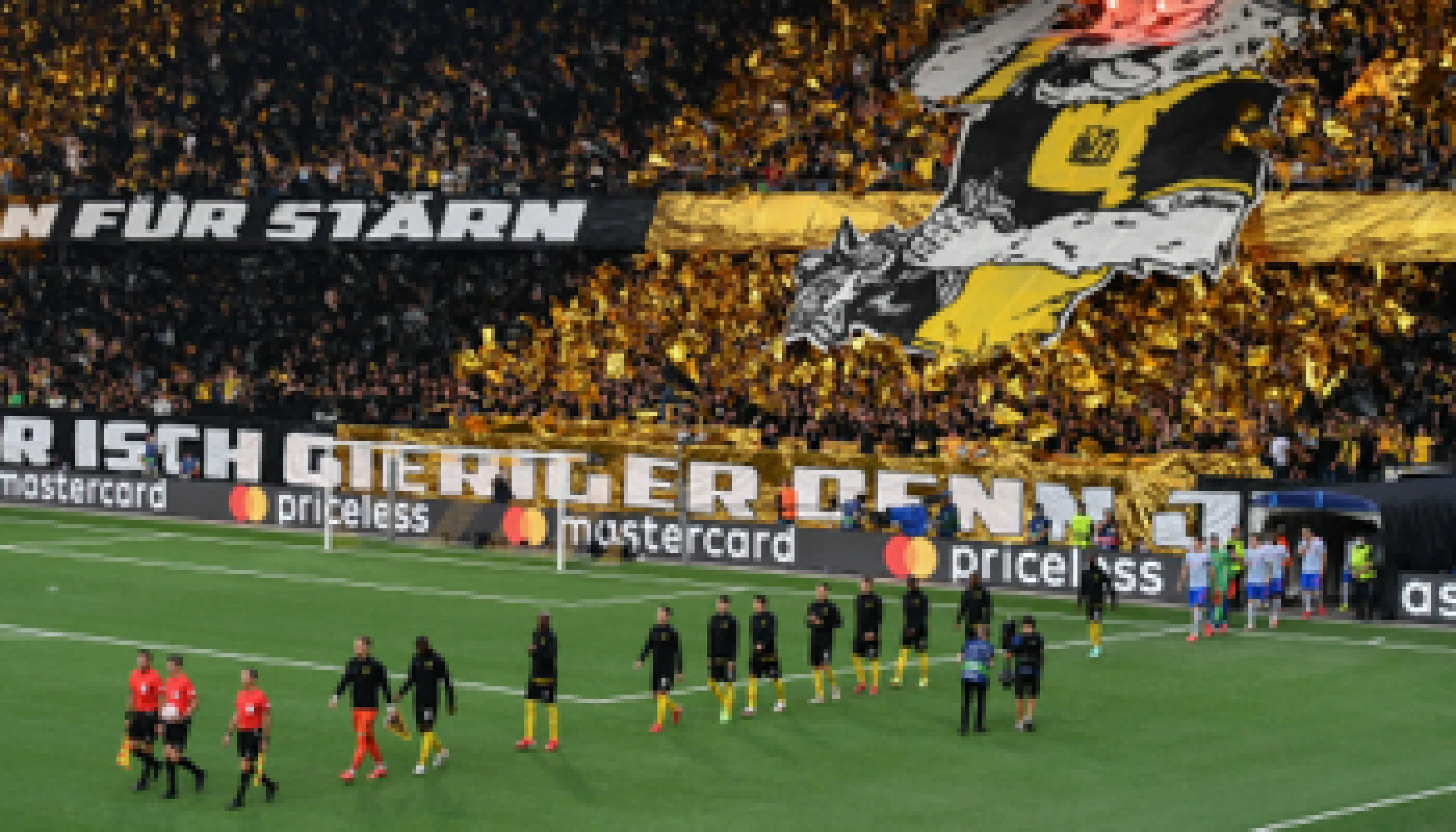 Medidas de los campos de fútbol | Apuestas | bwin